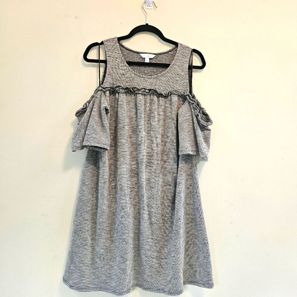 Lauren Conrad Dress Womens Sz XL Gray White Cold Shoulder Ruffle Detail